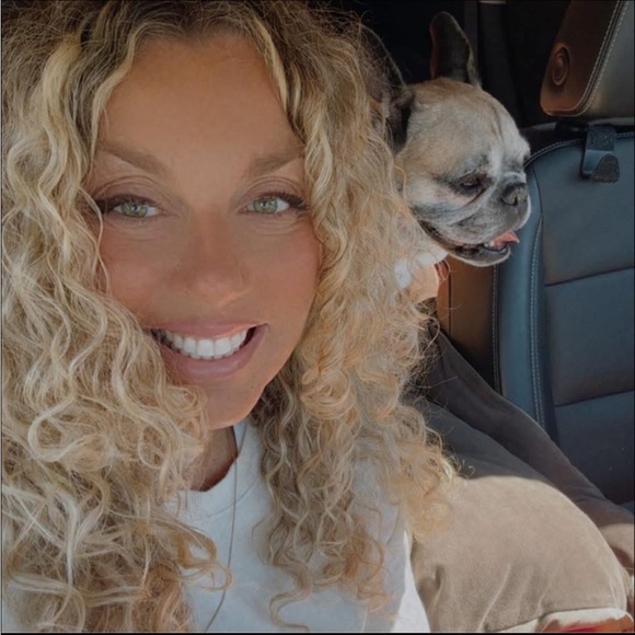 Meet your Posher, Lise - Picture 1 of 1